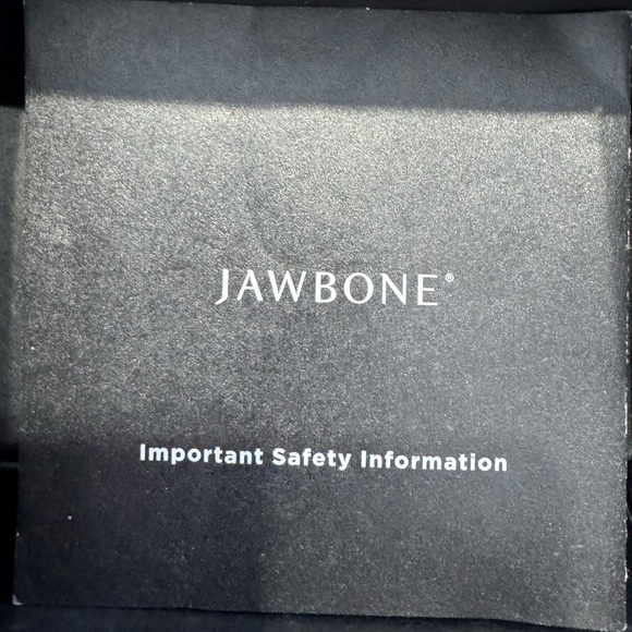 Aliph Jawbone II Bluetooth Headset with NoiseAssassin (Pink) 
0122 - Picture 2 of 3